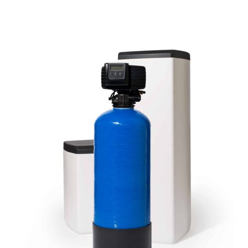 Fleck 5600 SXT met blauw 20l hars in opstelling met een klein en groot zoutvat