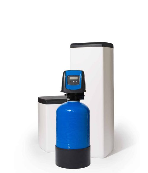 Fleck 5800 SXT met blauw 15l hars in opstelling met een klein en groot zoutvat