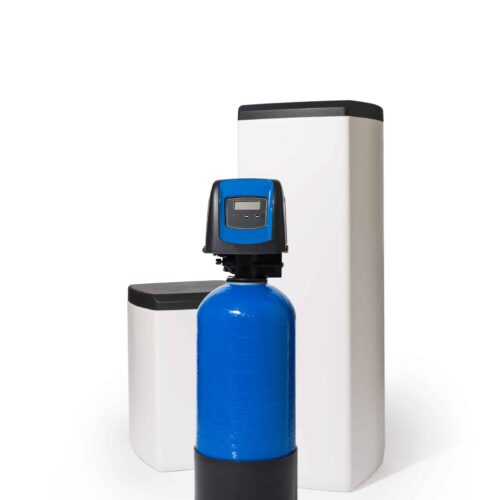 Fleck 5800 SXT met blauw 10l hars in opstelling met een klein en groot zoutvat