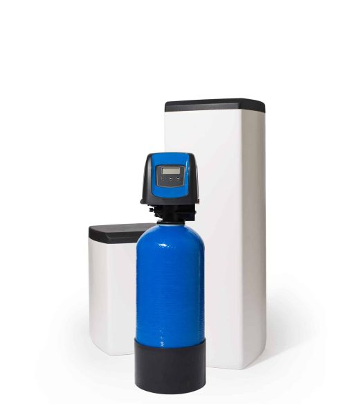 Fleck 5800 SXT met blauw 10l hars in opstelling met een klein en groot zoutvat