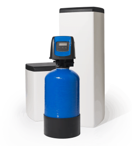 Fleck 5800 SXT met blauw 15l hars in opstelling met een klein en groot zoutvat